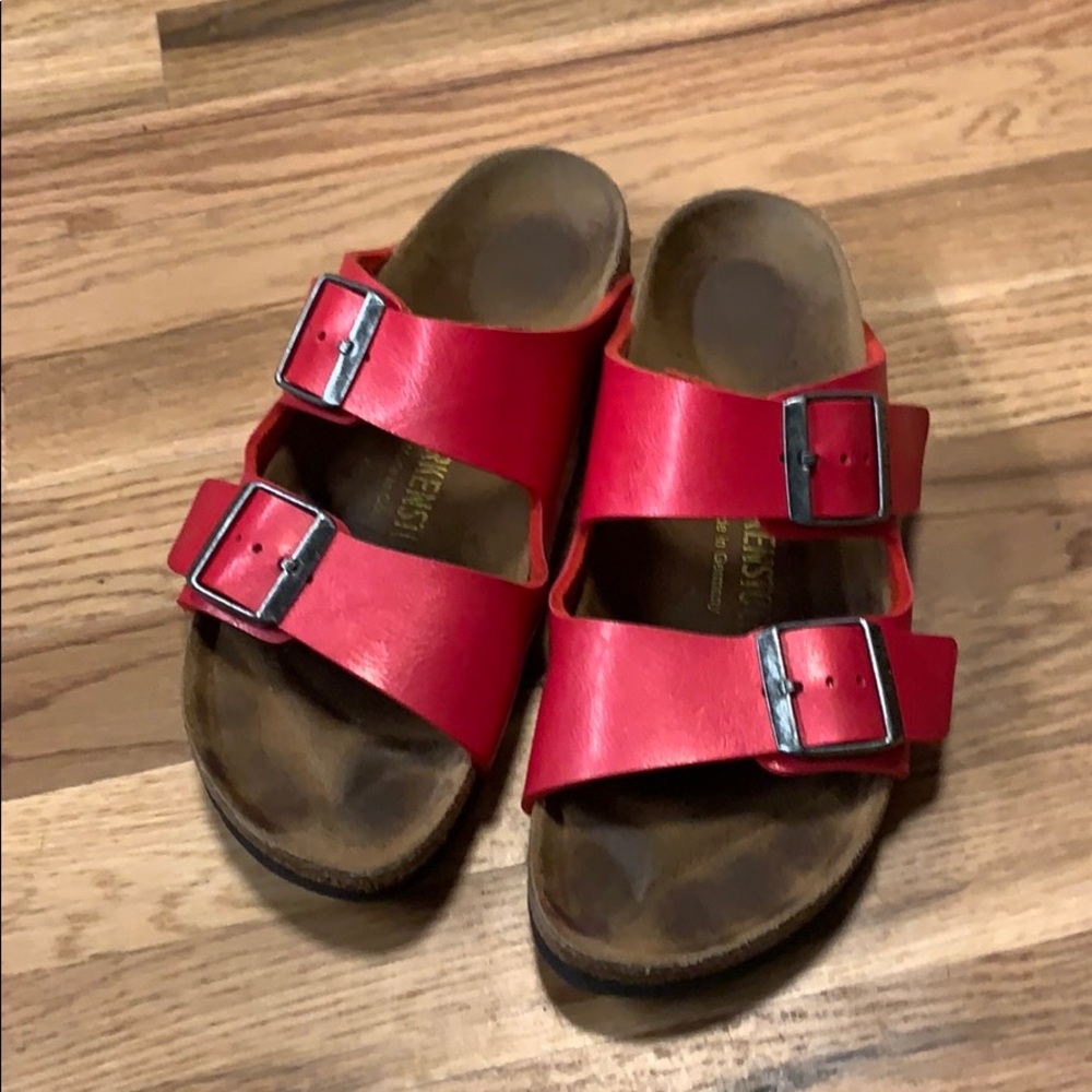 Red Birkenstock Arizona Slide Sandal - size 37 (7)